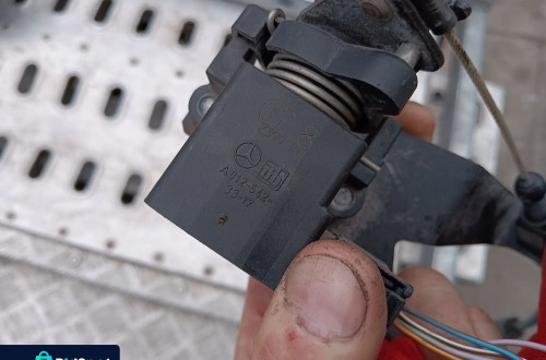 mercedes w210 w202 potencjometr gazu a0125423317