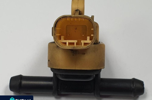 CZUJNIK CIŚNIENIA PALIWA MERCEDES SL 55 AMG R230