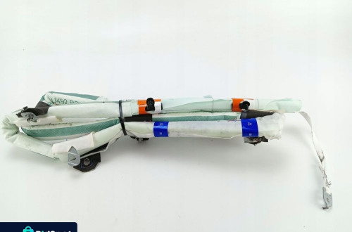 KURTYNA POWIETRZNA PRAWA AUDI A4 B9 KOMBI 8W9880742F