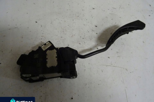 PEDAŁ GAZU 78110-02071 TOYOTA AVENSIS T27 2.0