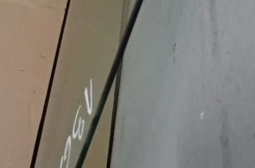 SZYBA DRZWI PRAWY PRZÓD RENAULT KANGOO I 97-03 NR1361
