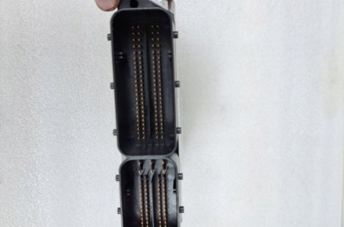 KOMPUTER SILNIKA BMW E87 E90 2.0 N47 7807828