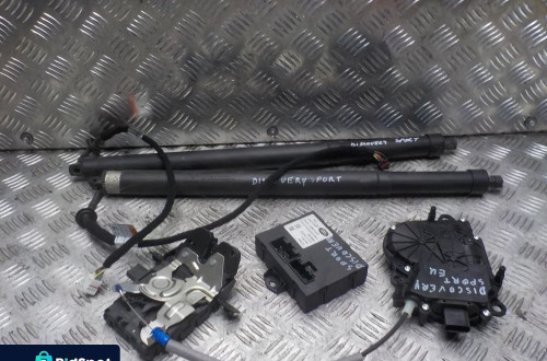 LAND ROVER DISCOVERY SPORT ZAMEK KLAPY DOCIĄG FK72442A66AA