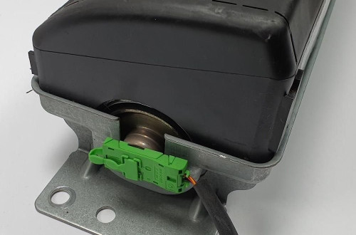 PODUSZKA AIRBAG PASAŻERA MERCEDES R230 A2308600005