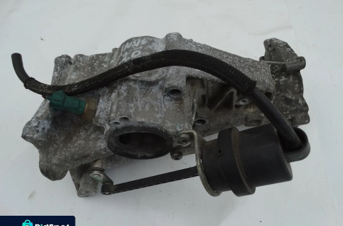 OBUDOWA TERMOSTATU CHŁODNICZKA SPALIN INSIGNIA A 2.0 CDTI F-VAT