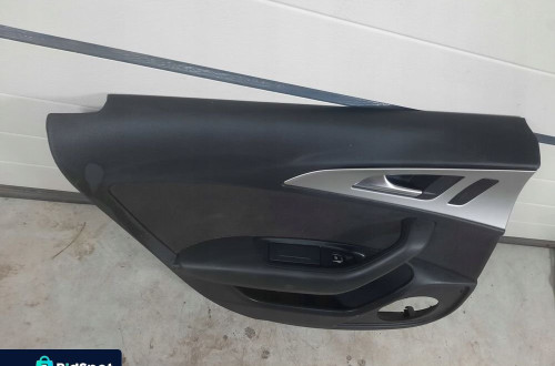 BOCZEK DRZWI LEWY TYŁ AUDI A6 C7 4G0867221A