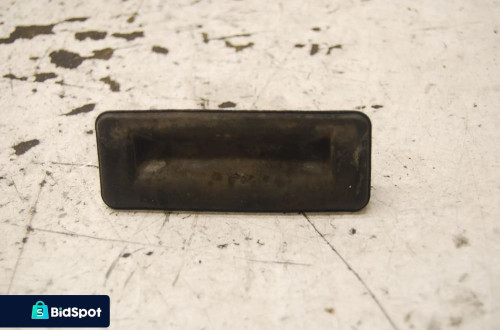 KLAMKA PRZYCISK KLAPY BAGAŻNIKA TYŁ TYLNA SKODA FABIA II