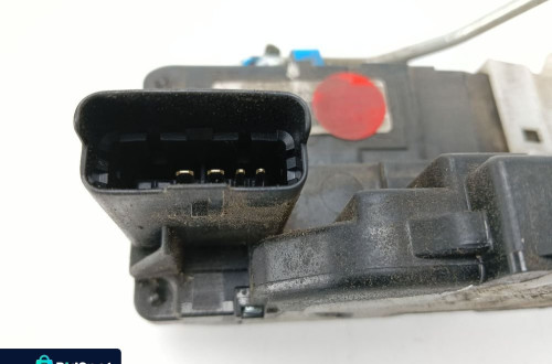 ZAMEK DRZWI PRAWY PRZÓD HYUNDAI I20 I LIFT (2012-2015) 4 PIN