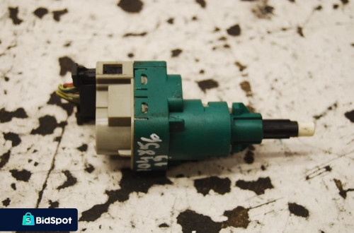 CZUJNIK ŚWIATŁA STOP 70485619 AUDI A3 8P SEAT SKODA VW