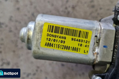 CHEVROLET CRUZE SILNIK WYCIERACZKI TYŁ 95483121