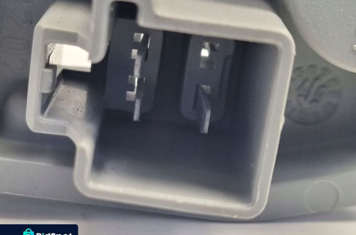 Volvo C30 WKŁAD TYLNEJ LAMPY ŻARÓWKI TYLNEJ PRAWEJ PRAWY TYŁ