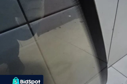 SZYBA BOCZNA PRAWY TYŁ VW POLO III LIFT 3D HB NR186