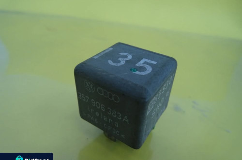 PRZEKAŹNIK 135 VW AUDI 357906383A NR270