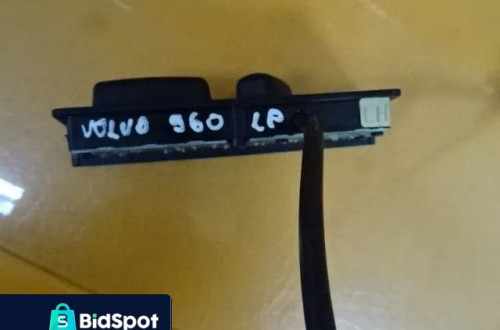 REGULACJA PRZEŁACZNIK FOTELA LEWY PRZÓD VOLVO 960 LIFT NR24