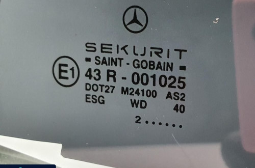 SZYBA KAROSERYJNA LEWY TYŁ MERCEDES SL 55 AMG R230
