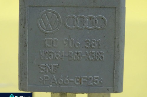 PRZEKAŹNIK 429 VW AUDI SEAT 1J0906381 NR233