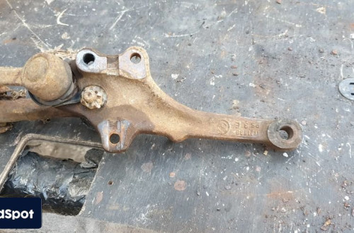 bmw e23 7 mocowanie wahacza przod przedniego przedni prawego prawy