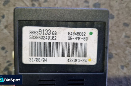 CITROEN PEUGEOT WZMACNIACZ ANTENY 9653913380