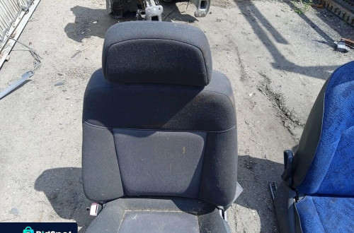 FOTEL KIEROWCY OPEL ASTRA III H KOMBI / 5-DRZWI