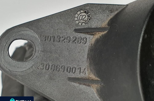 SPRYSKIWACZ LAMPY LEWY MERCEDES R230 A2308600147