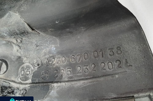 LISTWA USZCZELKA SZYBY LEWY TYŁ MERCEDES SL R230