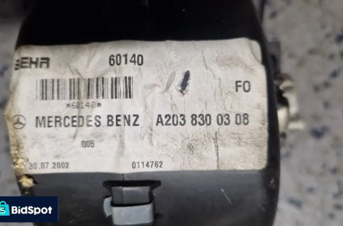 MERCEDES W203 WENTYLATOR TYLNI A2038300308