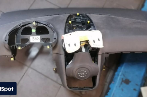 OPEL CORSA D 12r DESKA ROZDZIELCZA AIRBAG KONSOLA