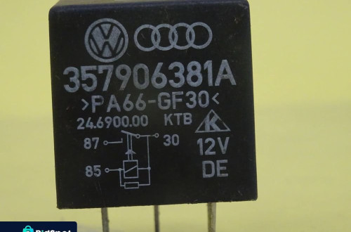PRZEKAŹNIK POMPY PALIWA 109 VW / AUDI 357906381A NR194