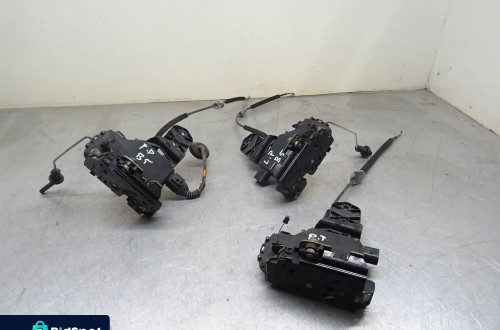 VW PASSAT B5 SEDAN 1.6 B ZAMEK DRZWI PRAWY PRZÓD LUB PRAWY TYŁ