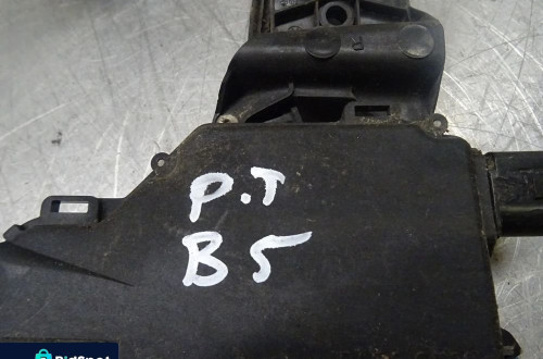 VW PASSAT B5 SEDAN 1.6 B ZAMEK DRZWI PRAWY PRZÓD LUB PRAWY TYŁ