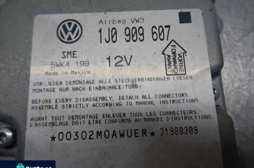 VW PASSAT B5 KOMBI 1.6B 96-00 SENSOR MODUŁ PODUSZEK AIRBAG