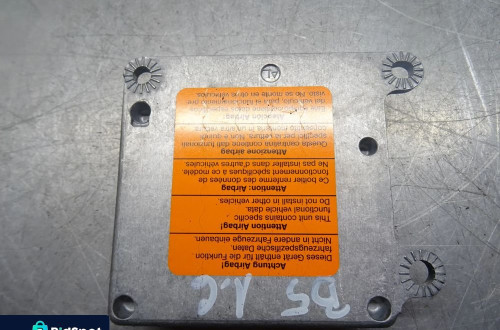 VW PASSAT B5 KOMBI 1.6B 96-00 SENSOR MODUŁ PODUSZEK AIRBAG