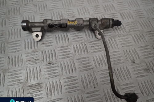 OPEL INSIGNIA A 2.0 CDTI LISTWA WTRYSKOWA 55576177