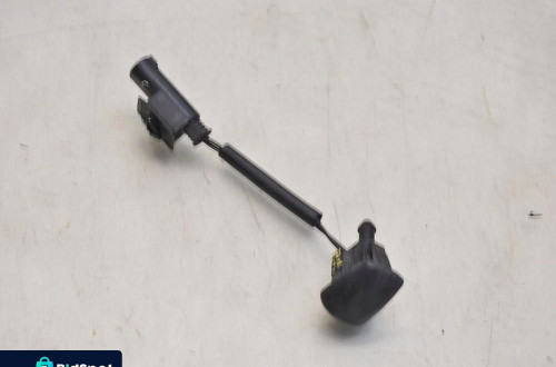 DYSZA PRZEWÓD SPRYSKIWACZA MASKI PRAWA BMW E61 7132969