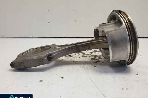 Porsche 911 991 GT3 3.8 TŁOK KORBOWÓD 9A1103138 9A1103017