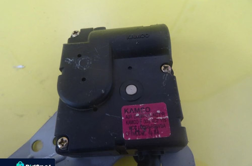 SILNICZEK NAWIEWU NAGRZEWNICY HYUNDAI TRAJET D266-BBWBA NR475
