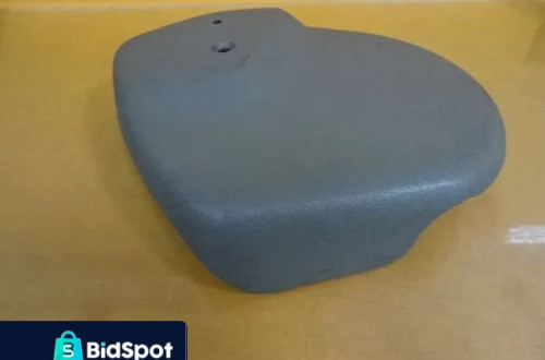 ZAŚLEPKA FOTELA LEWY PRZÓD VOLVO 960 LIFT NR263