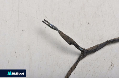 VOLVO C30 WIĄZKA TABLICY REJESTRACYJNEJ 30724575AC