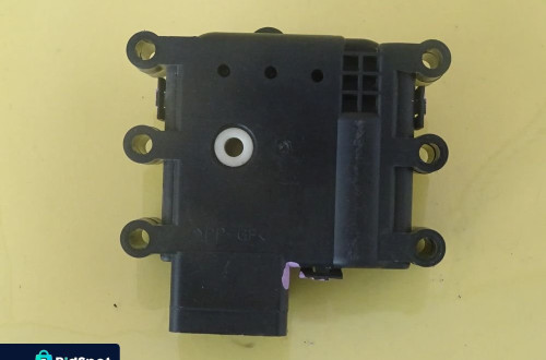 SILNICZEK NAWIEWU NAGRZEWNICY MAZDA 6 NR456