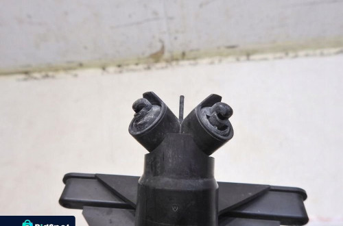 SPRYSKIWACZ LAMPY BMW E61