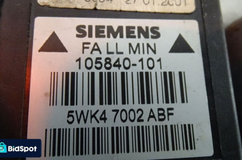 SILNICZEK SZYB LEWY PRZÓD AUDI A4 B6 1.9TDI 8E1959801B