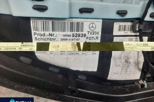 BOCZEK DRZWI TYŁ PRAWY SKÓRA MERCEDES W204 SEDAN