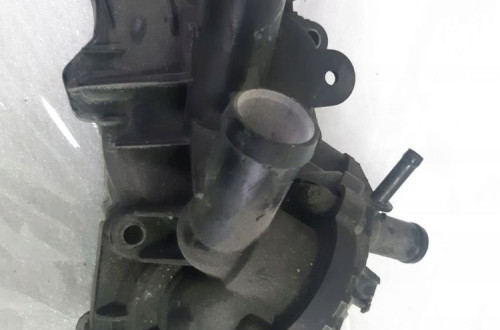 Pompa wody AUDI 04E121600BD