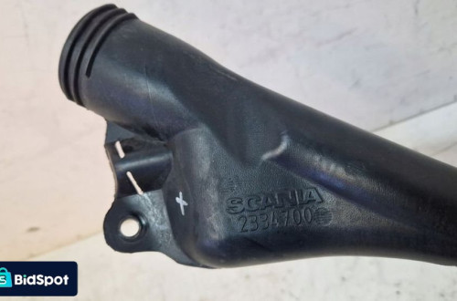 wlew oleju silnik scania s r 23082654