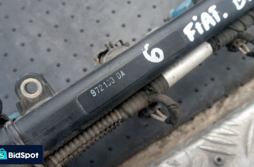 fiat stilo 1.2b wtryskiwacz wtrysk listwa 0280155971