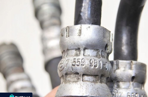 PRZEWÓD OLEJU SKRZYNI AUTOMAT BMW E61 2.5 7559951