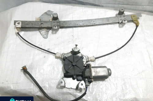 MECHANIZM SZYB PRZEDNI LEWY NISSAN 400601T2