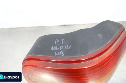 LAMPA PRAWA TYLNA VOLKSWAGEN GOLF IV 1J6945096Q