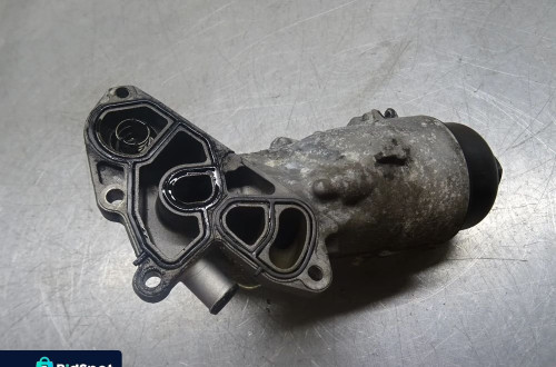 FORD C-MAX II MK2 1.6 TDCI T3JB CHŁODNICZKA OLEJU PODSTAWA FILTRA