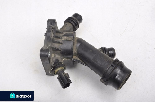 VOLVO S60 II 2.4 D5 OBUDOWA TERMOSTATU 31293556